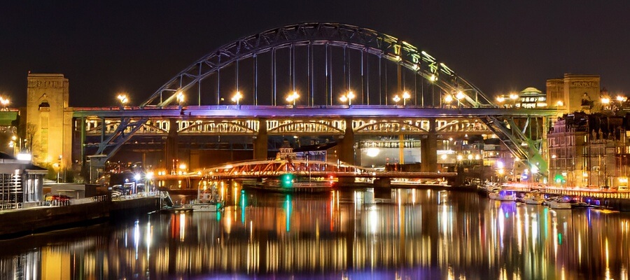 Light Trails & Night Photography in Newcastle Bridges at Night